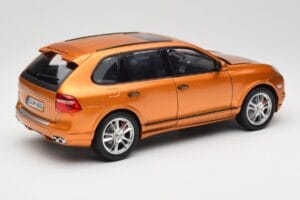 Porsche Cayenne GTS Lava Orange Norev 1:18 187535 Diecast - image 3 of 8
