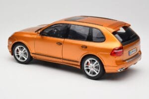 Porsche Cayenne GTS Lava Orange Norev 1:18 187535 Diecast - image 7 of 8