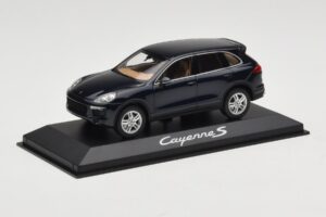 Porsche Cayenne 958 S Blue Metallic Minichamps 1:43 WAP0200060E Diecast - image 2 of 4
