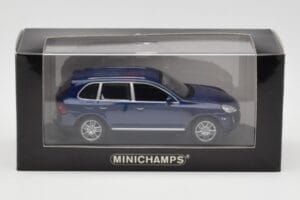 Porsche Cayenne S Blue Minichamps 1:43 WAP02061217 Diecast - image 4 of 4
