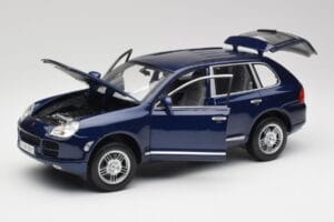 Porsche Cayenne S 9PA Dark Sea Blue Metallic Maisto 1:18 31635 Diecast - image 2 of 8