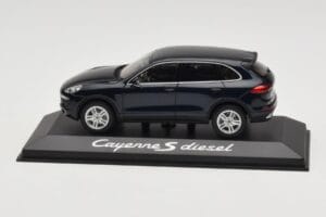 Porsche Cayenne 958 S Diesel Blue Metallic Minichamps 1:43 WAP0200080E Diecast