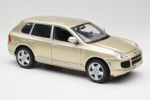 Porsche Cayenne Turbo 955 Beige Maisto 1:18 WAP02100113 Diecast - image 6 of 8
