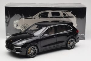 Porsche Cayenne Turbo S 958 Black Metallic Minichamps 1:18 110064000 Diecast - image 8 of 8