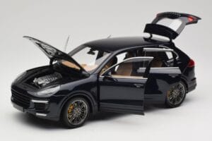Porsche Cayenne Turbo S 958 Blue Metallic Minichamps 1:18 110064001 Diecast - image 2 of 8