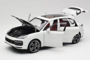 Porsche Cayenne 9YA Turbo White Metallic Minichamps 1:18 155042560 Diecast - image 2 of 8