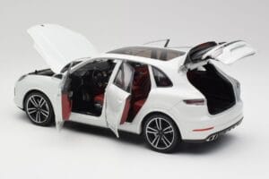 Porsche Cayenne 9YA Turbo White Metallic Minichamps 1:18 155042560 Diecast - image 5 of 8