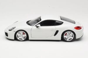 Porsche Cayman 981 White Minichamps 1:18 113062221 Diecast - image 4 of 8