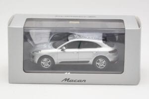 Porsche Macan 95B Silver Grey Metallic Prototype Minichamps 1:43 WAP0201540E Diecast - image 4 of 4