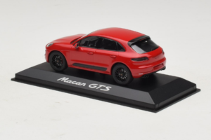 Porsche Macan 95B GTS Red Minichamps 1:43 WAP0206030G Diecast - image 3 of 5
