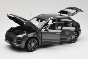 Porsche Macan Turbo 95B Grey Metallic Minichamps 1:18 110062501 Diecast - image 2 of 8