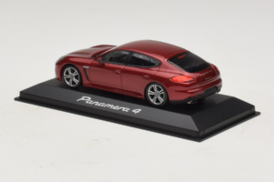 Porsche Panamera 970 4 Red Metallic Minichamps 1:43 WAP0201250E Diecast - image 3 of 5