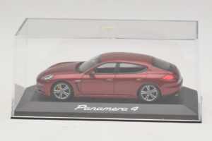 Porsche Panamera 970 4 Red Metallic Minichamps 1:43 WAP0201250E Diecast - image 4 of 5
