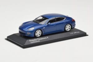Porsche Panamera 970 4S Blue Metallic Minichamps 1:43 WAP0200419 Diecast - image 2 of 3