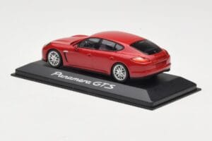 Porsche Panamera 970 GTS Red Minichamps 1:43 WAP0200230C Diecast - image 3 of 4