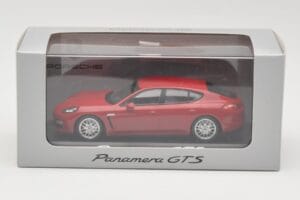 Porsche Panamera 970 GTS Red Minichamps 1:43 WAP0200230C Diecast - image 4 of 4