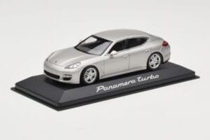Porsche Panamera 970 Turbo Beige Minichamps 1:43 WAP0200519 Diecast - image 2 of 4