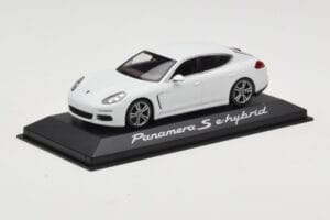 Porsche Panamera 970 S e-Hybrid White Minichamps 1:43 WAP0207200E Diecast - image 2 of 3