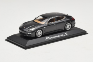 Porsche Panamera 970 S Grey Metallic Minichamps 1:43 WAP02000219 Diecast - image 2 of 4
