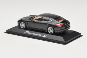 Porsche Panamera 970 S Grey Metallic Minichamps 1:43 WAP02000219 Diecast - image 3 of 4