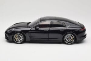 Porsche Panamera 971 Turbo S Blue Metallic Minichamps 1:18 113061075 Diecast - image 4 of 8