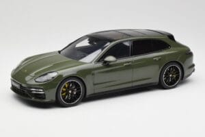 Porsche Panamera Turbo S 971 Sport Turismo Green GT Spirit 1:18 GT447 Resin