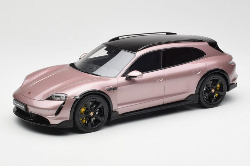 Porsche Taycan Turbo S Cross Turismo Pink Metallic GT Spirit 1:18 GT440 Resin