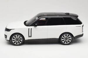 Land Rover Range Rover L460 P530 Autobiography Fuji White GT Spirit 1:18 GT533 Resin - image 3 of 6
