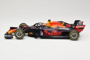 Red Bull Racing RB16 #33 M. Verstappen 3rd Place Styrian GP 2020 Minichamps 1:18 110200233 Diecast - image 3 of 6