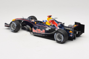 Red Bull RB1 Cosworth #14 D. Coulthard Red Bull Racing Showcar 2005 Minichamps 1:18 100050084 Diecast - image 5 of 7