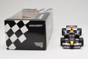 Red Bull RB1 Cosworth #14 D. Coulthard Red Bull Racing Showcar 2005 Minichamps 1:18 100050084 Diecast - image 7 of 7