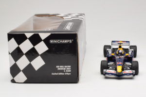 Red Bull RB1 Cosworth #15 C. Klien Red Bull Racing Showcar 2005 Minichamps 1:18 100050085 Diecast - image 7 of 7