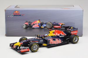 Red Bull RB8 Renault #1 S. Vettel Red Bull Racing Showcar 2012 Minichamps 1:18 110120071 Diecast - image 7 of 7