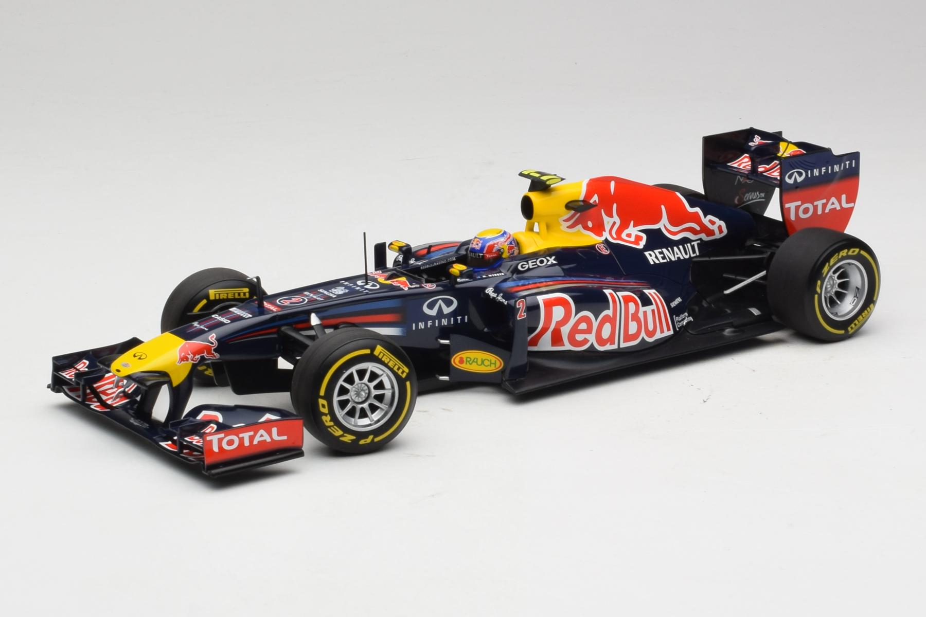 Minichamps Red Bull RB8 Webber Showcar 1:18 Diecast