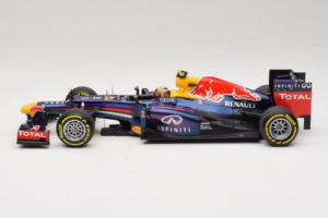 Red Bull RB9 Renault #2 M. Webber Infiniti Red Bull Racing Showcar 2013 Minichamps 1:18 110130072 Diecast - image 3 of 6