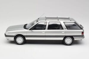 Renault 21 Nevada Silver Metallic Otto 1:18 OT479 Resin - image 3 of 6