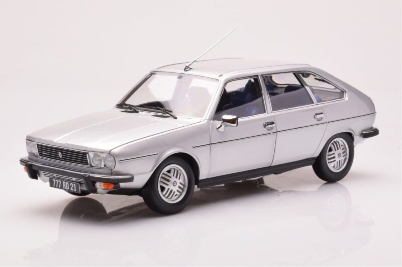 Renault 30 TX Silver Norev 1:18 185272 Diecast