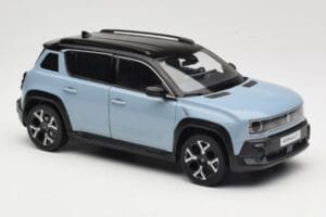 Renault 4 E-Tech Electric Cloud Blue Norev 1:18 185521 Diecast - image 6 of 8