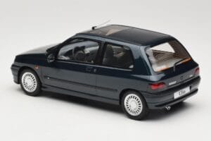 Renault Clio Baccara 1.8 Abyss Green Otto 1:18 OT1157 Resin - image 5 of 6