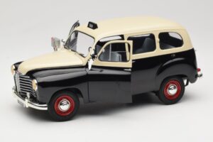 Renault Colorale Taxi Solido 1:18 421183530 Diecast - image 2 of 8