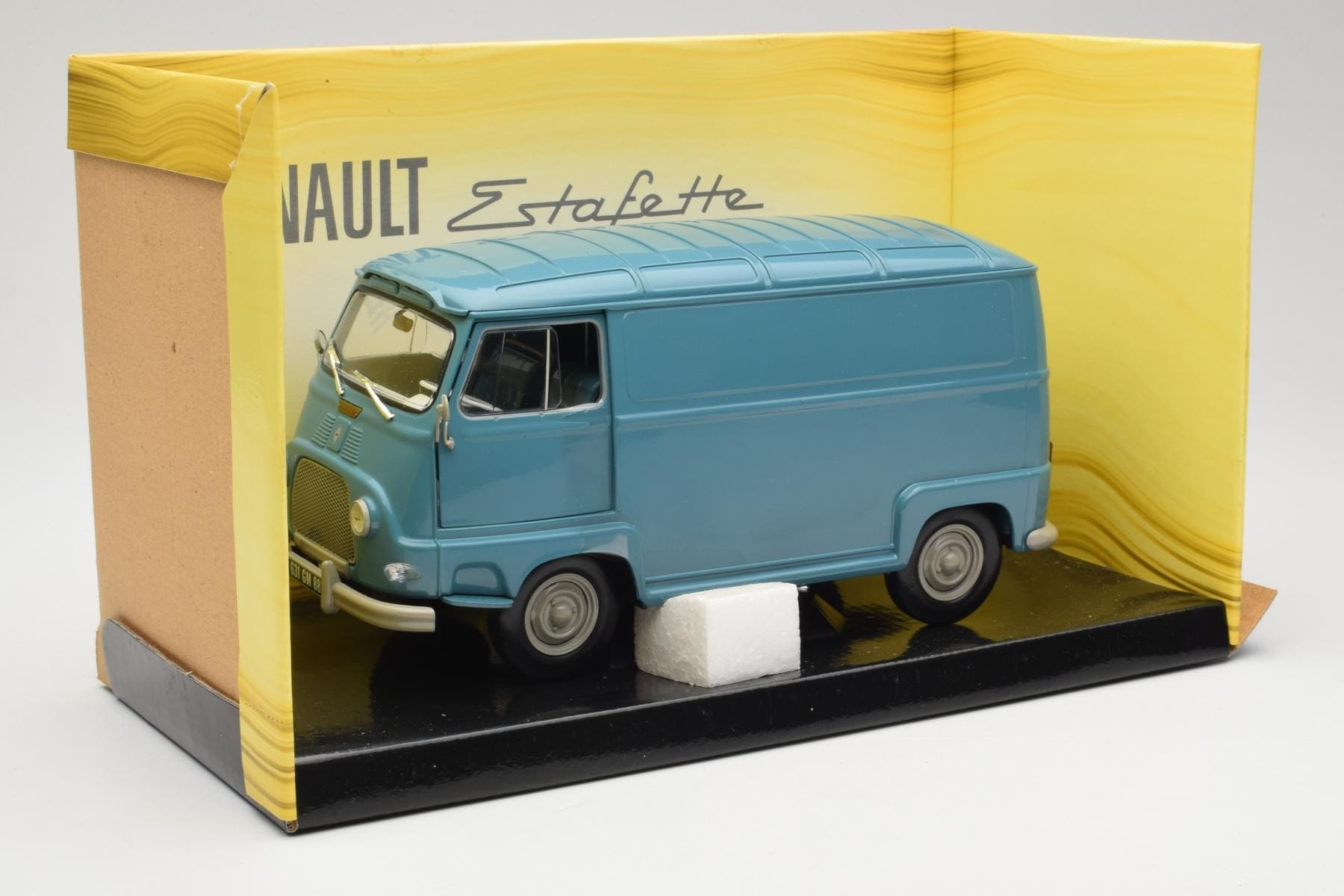 NOREV 1972 Renault Estafetts サービスカー　1:18 Renault Estafette Blue Norev 1:18