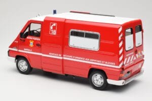 Renault Master T30 VSAB Fire Brigade Red Otto 1:18 OT1107 Resin - image 5 of 6