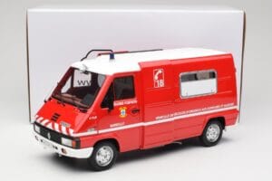 Renault Master T30 VSAB Fire Brigade Red Otto 1:18 OT1107 Resin - image 6 of 6
