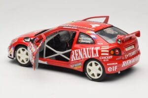 Renault Megane Maxi #8 M. Princen / C. Genten 1997 Solido 1:18 3771 Diecast - image 5 of 8