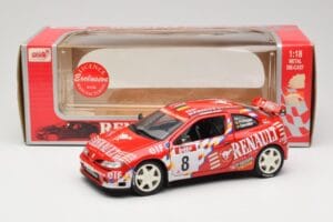 Renault Megane Maxi #8 M. Princen / C. Genten 1997 Solido 1:18 3771 Diecast - image 8 of 8