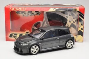 Renault Megane Mk2 RS Vampire Grey Norev 1:18 185101 Diecast - image 8 of 8