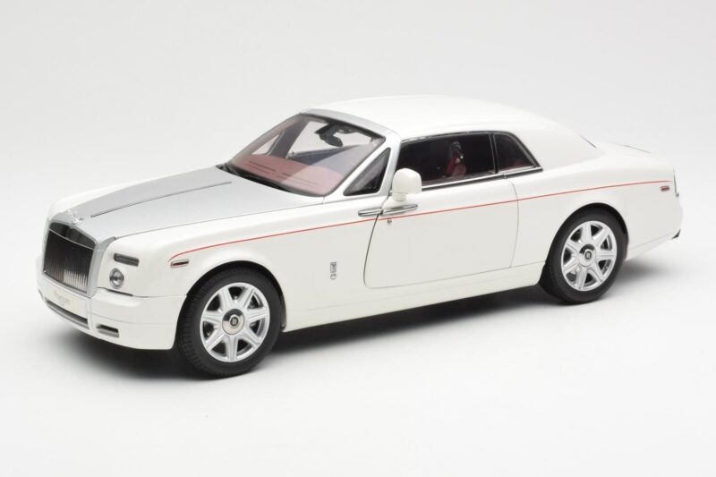 Rolls-Royce Phantom Coupe English White Silver Kyosho 1:18 08861EW Diecast