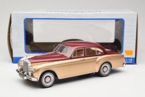 Rolls-Royce Silver Cloud III Flying Spur H.J. Mulliner Red & Gold MCG 1:18 MCG18132 Diecast - image 6 of 6