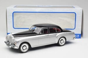 Rolls-Royce Silver Cloud III Mulliner Silver & Black MCG 1:18 MCG18128 Diecast - image 6 of 6