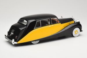 Rolls-Royce Silver Wraith Empress by Hooper Black & Yellow MCG 1:18 MCG18066 Diecast - image 2 of 6